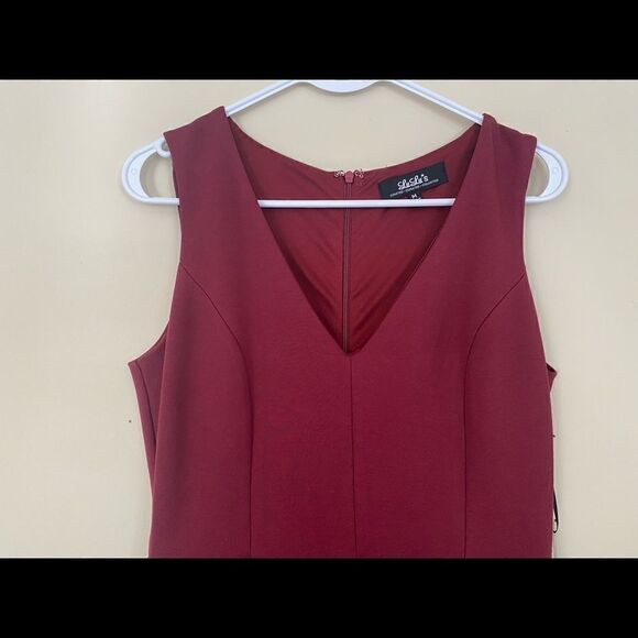 Lulus Darling Delight Dress Stretch Fitted Vneck Sleeveless Burgundy Skater NEW - Picture 4 of 11